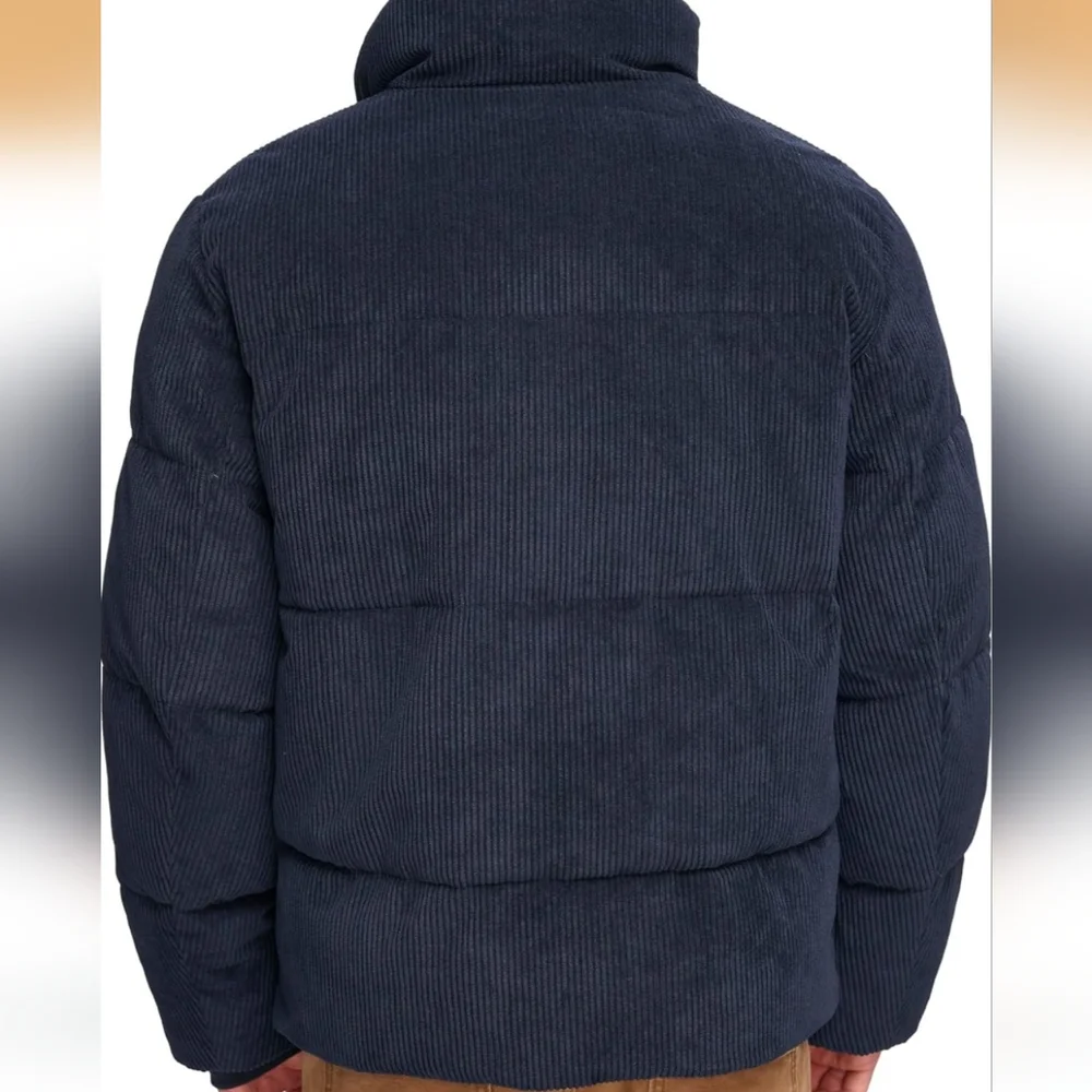 Levis Strauss stay warm